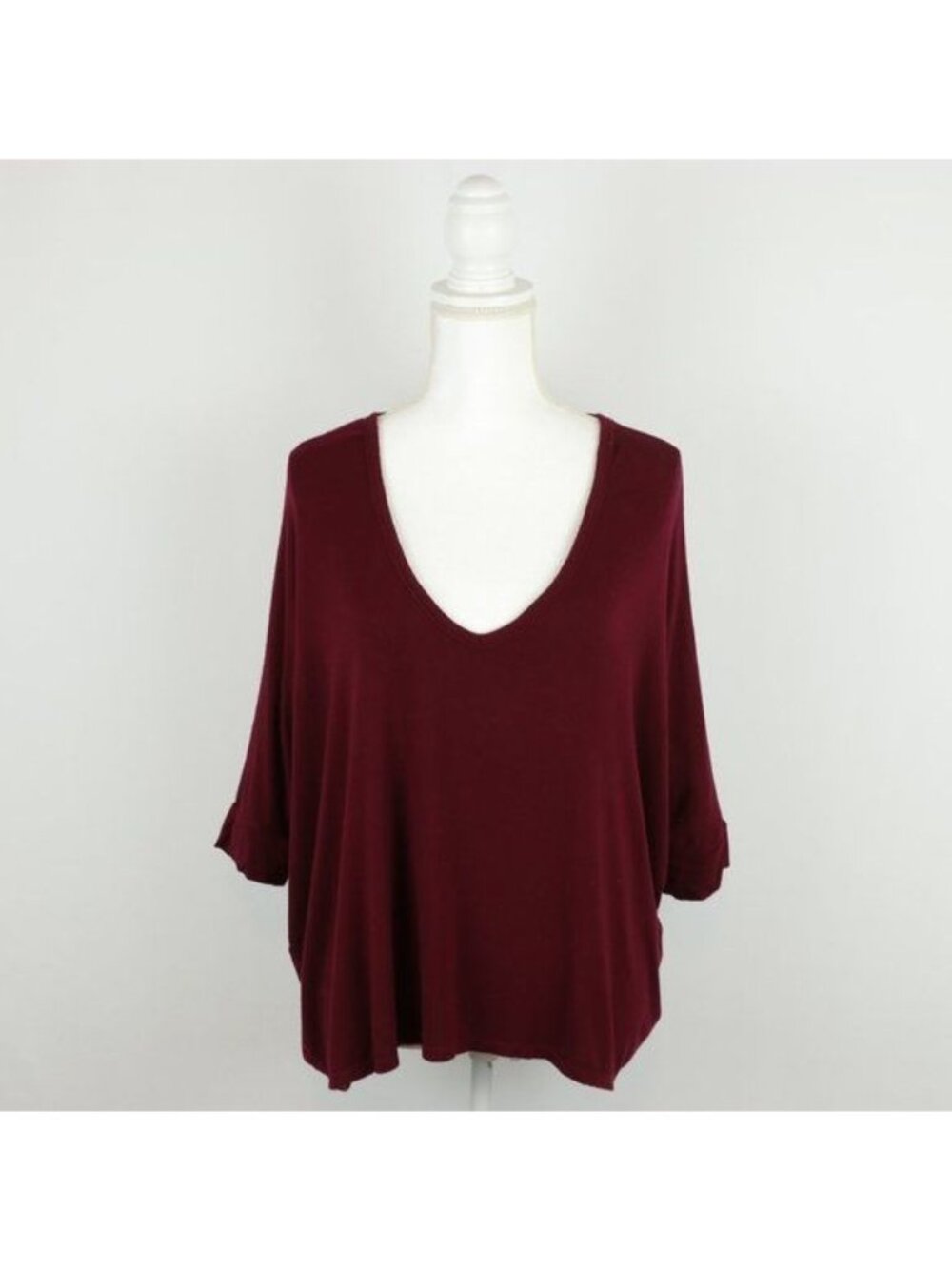Forever 21 Women's Medium Red Purple V-Neck Short Dolman Sleeve Knit Blouse